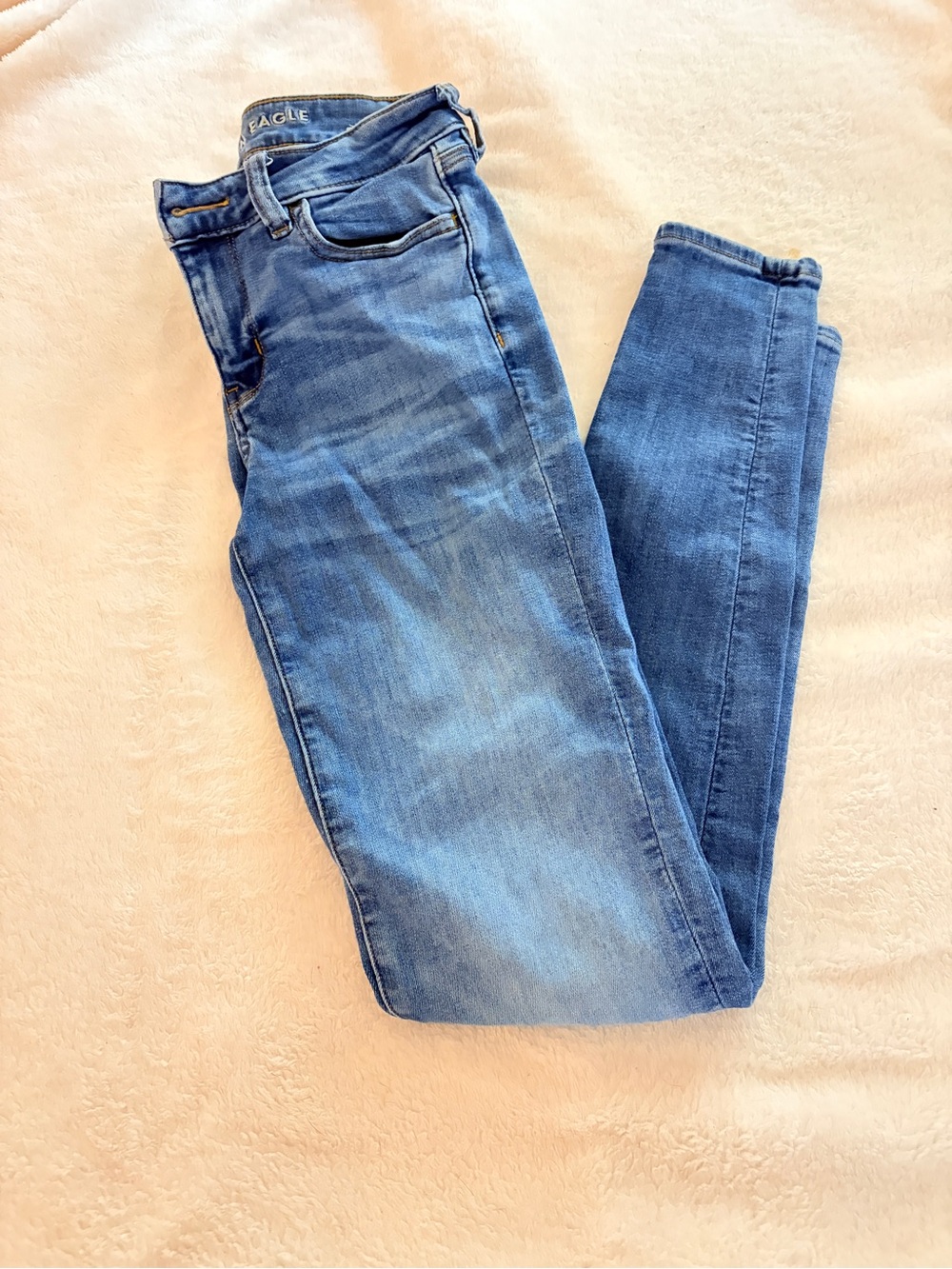American Eagle Outfitters Light Blue Skinny Jeans